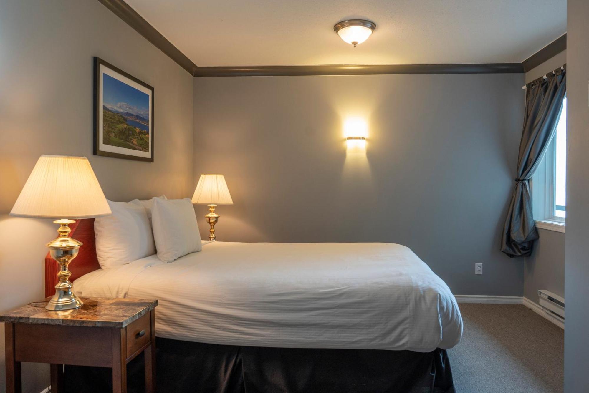 Tiki Shores Inn & Suites Penticton Exteriér fotografie